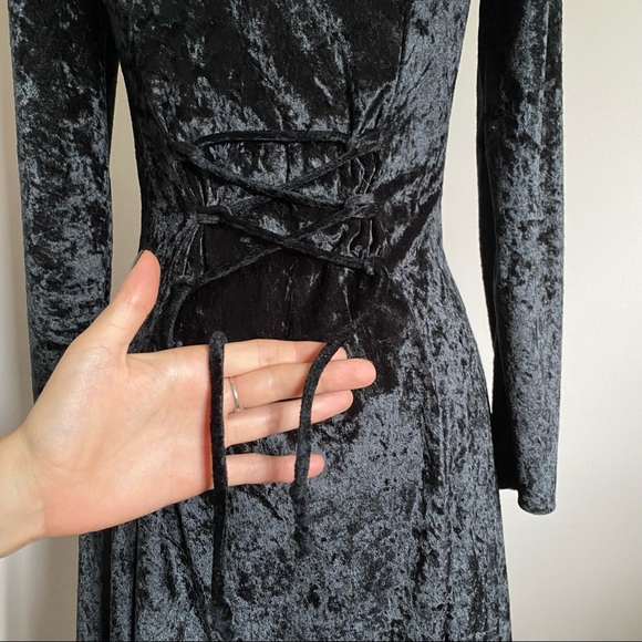 [SOLD]vintage 90s witchy button lace up midi dress - Picture 14 of 16